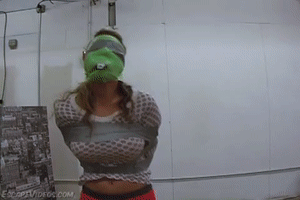 www.escapevideos.com - Nastasia Gag Airhole 2 thumbnail